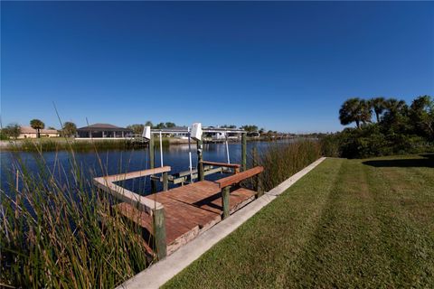 A home in PORT CHARLOTTE