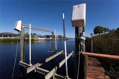 A home in PORT CHARLOTTE