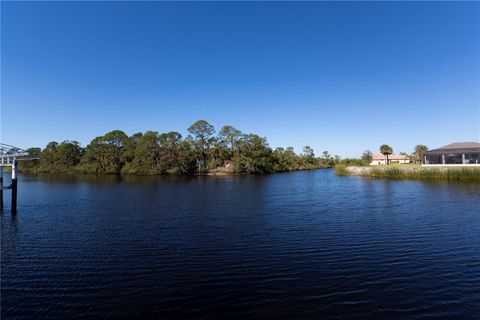 A home in PORT CHARLOTTE