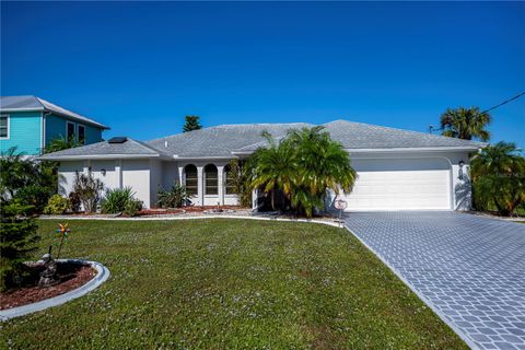 A home in PORT CHARLOTTE