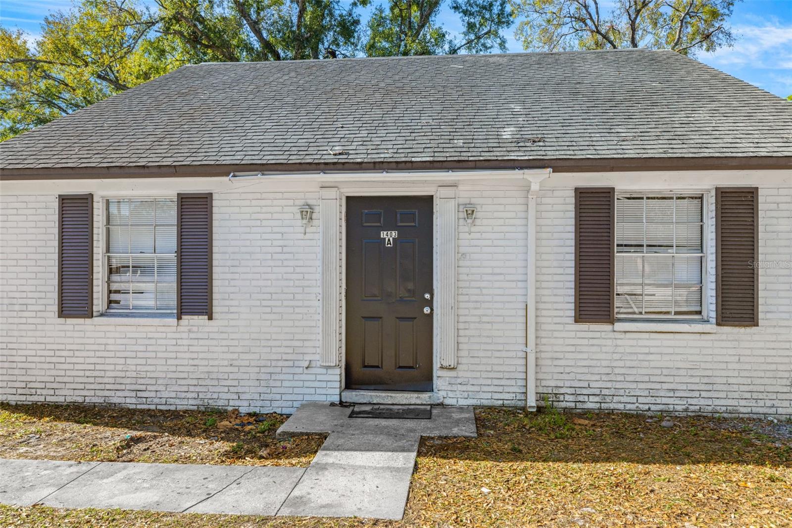 HAMNERS W E HOMESTEAD ACRES - Residential Income