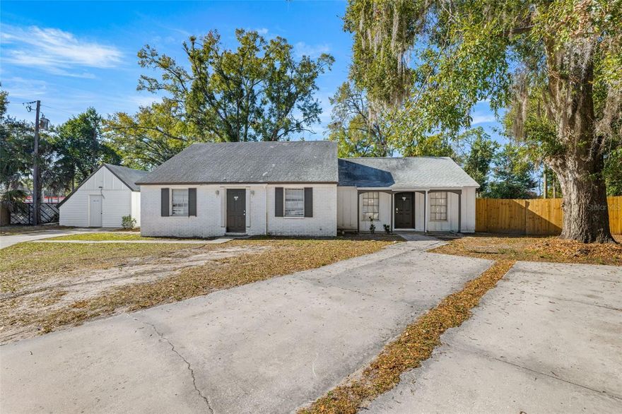 Excellent investment opportunity with this Triplex comprised of a 3/1, a 1/1, and an efficiency with 1 bath. The 3/1 (Unit A - middle unit) rents for $1900/month and has a washer dryer inside, the 1/1 (Unit B - unit on the right) should be leased for $1250/mo, and the efficiency (Unit C - on the left) rents for $1,000/month. CLOSE TO SHOPPING, TRANSPORTATION, I-275, USF, and MORE!
Association includes water/sewer and trash. (One water meter for the entire community)
Units are individually metered for electricity