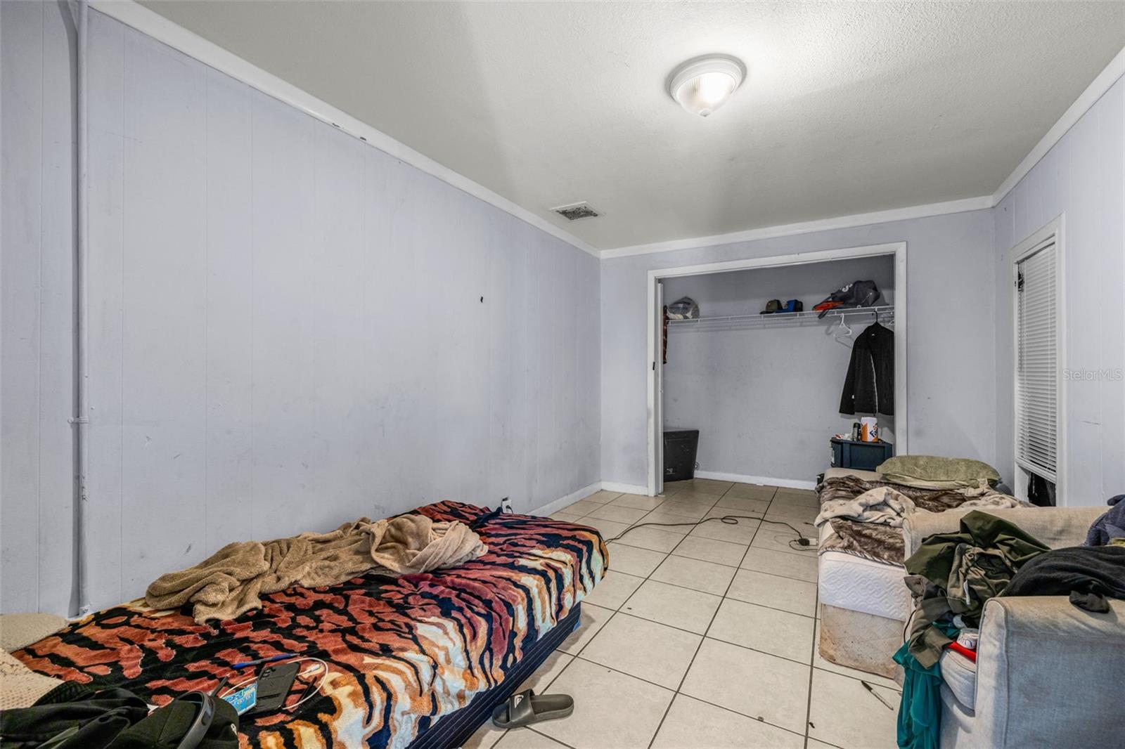 HAMNERS W E HOMESTEAD ACRES - Residential Income