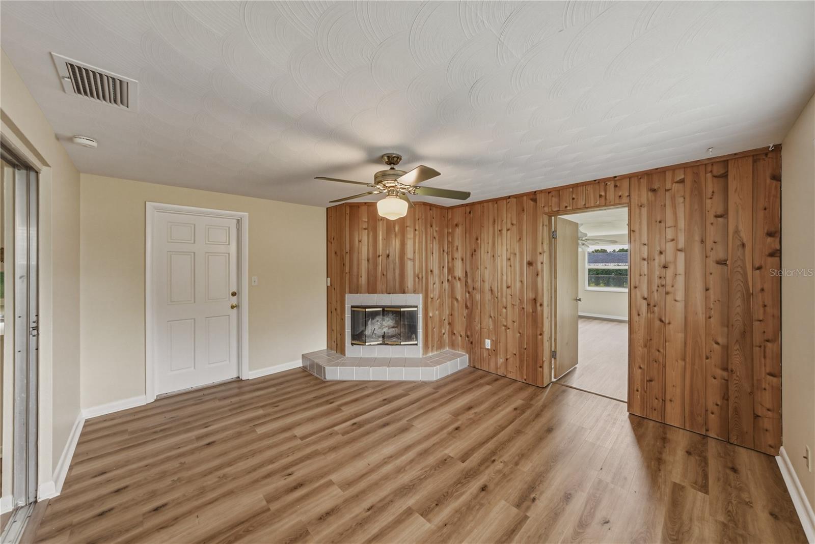 FORT KING ACRES - Residential