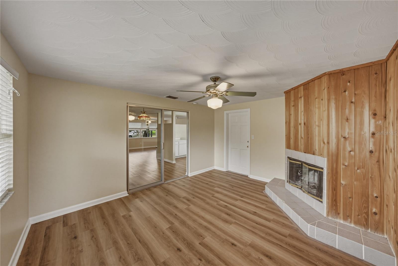 FORT KING ACRES - Residential