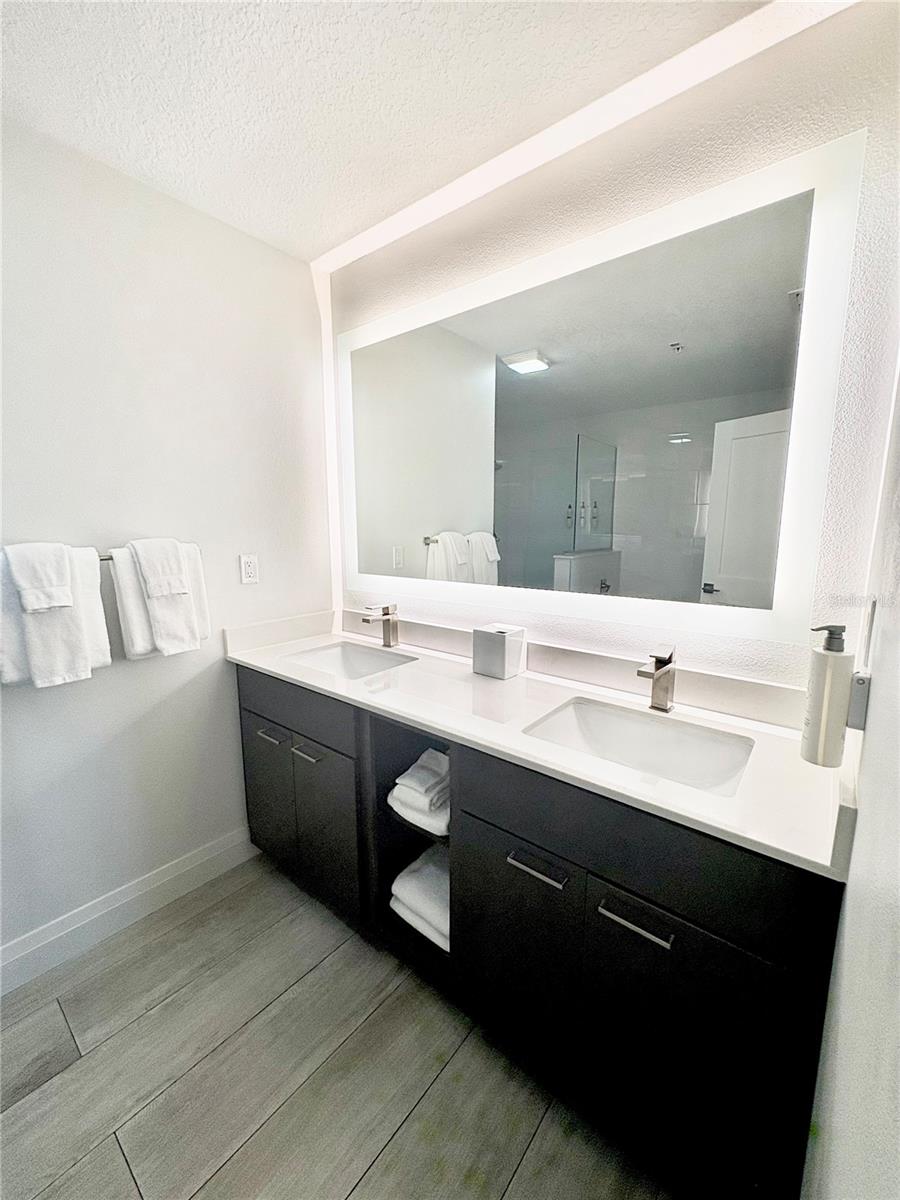 GROVE RESIDENCE & SPA HOTEL CONDO II - Residential