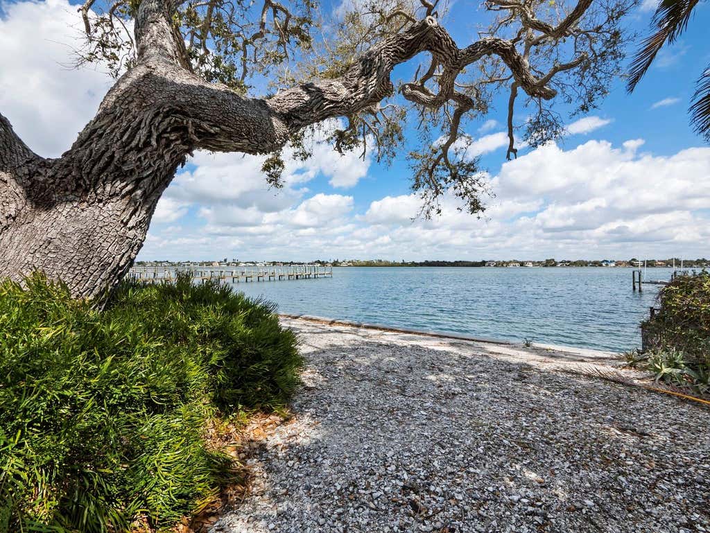 Photo of 1267 Starboard Lane, Sarasota, FL 34242 (MLS # A4685279)