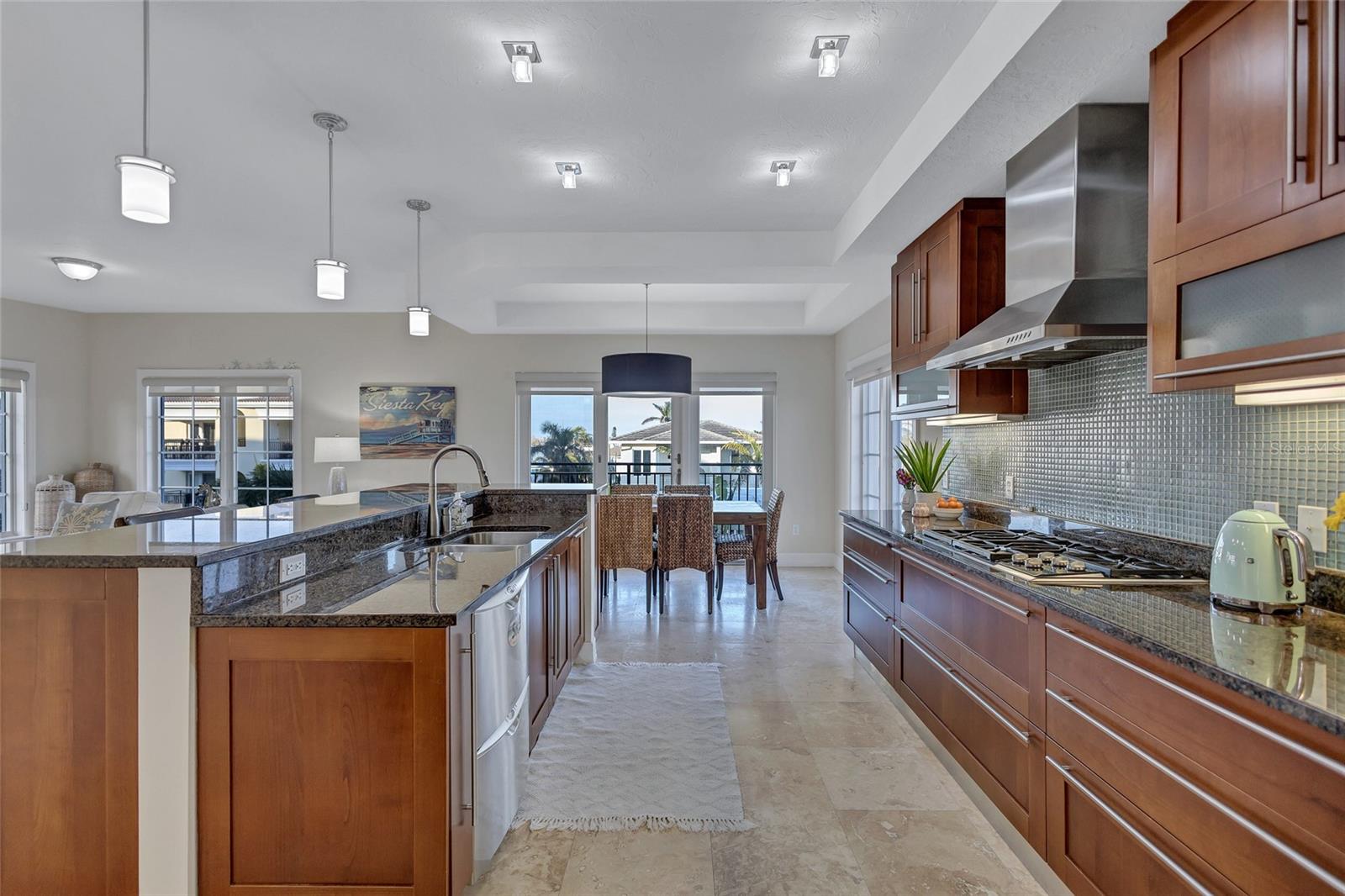 SARASOTA BEACH - Residential