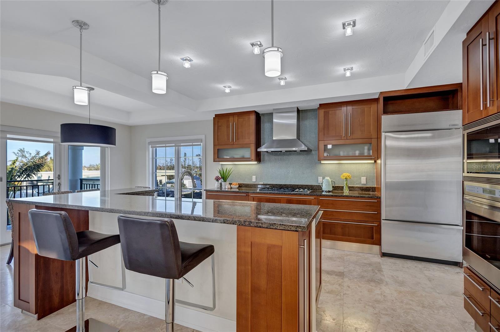 SARASOTA BEACH - Residential