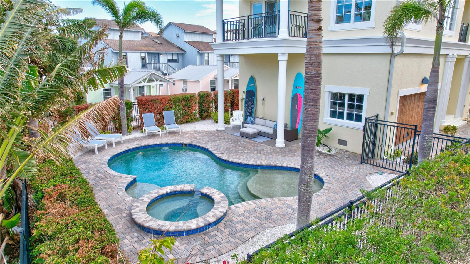 SARASOTA BEACH - Residential