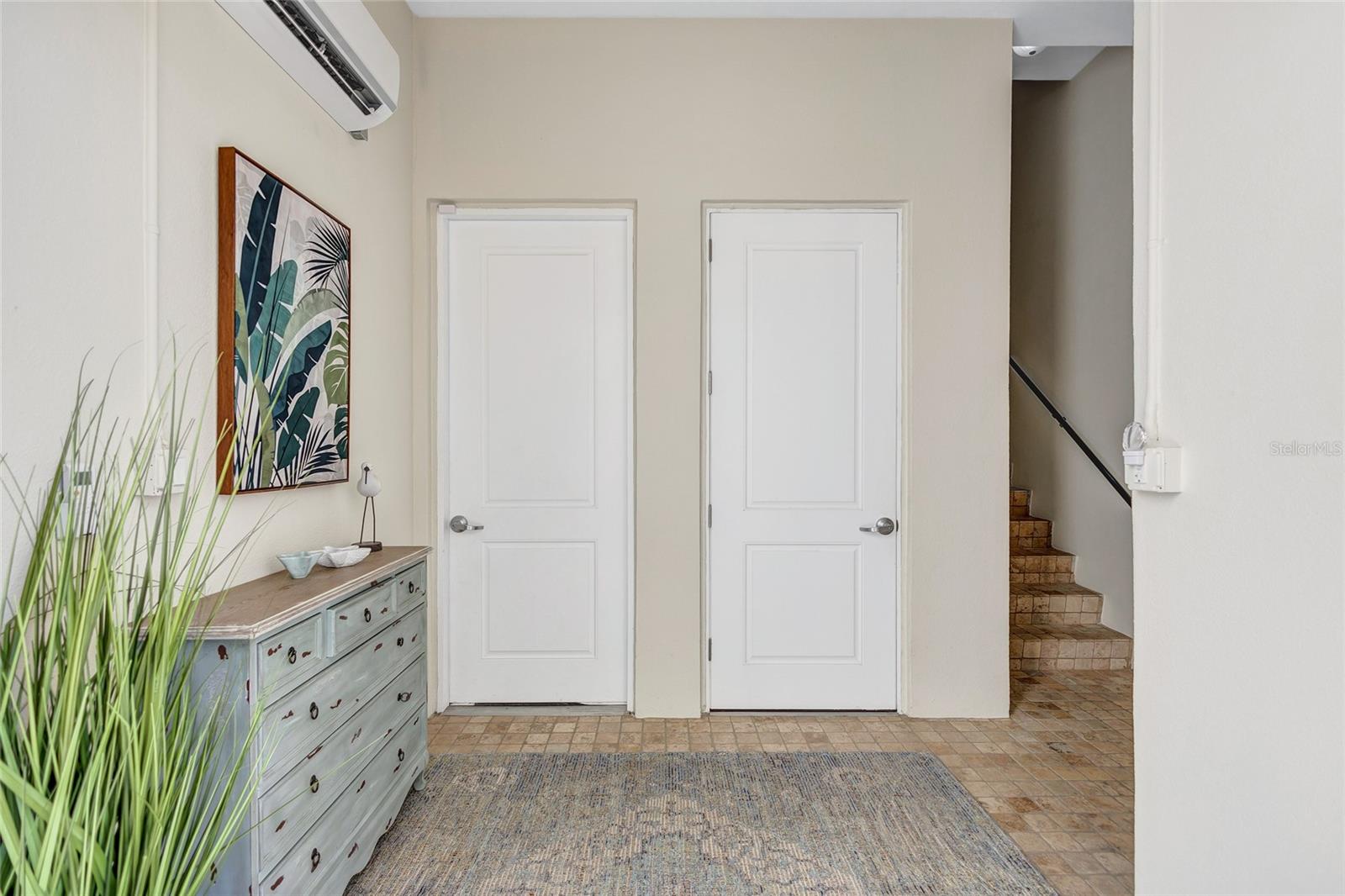 SARASOTA BEACH - Residential