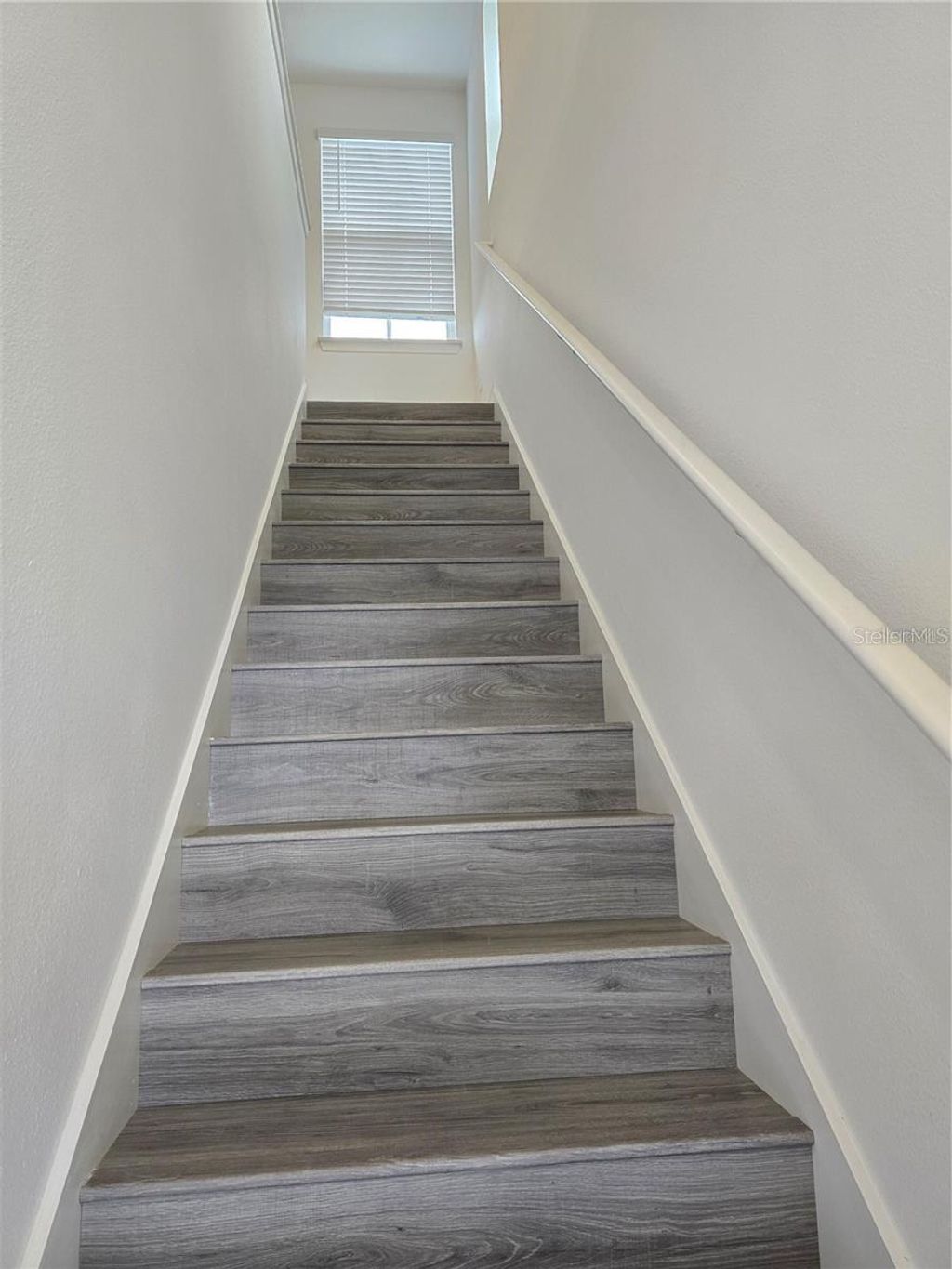 Photo of 9819 Neruda Street, Orlando, FL 32827 (MLS # O6389313)