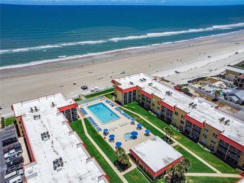 A home in NEW SMYRNA BEACH