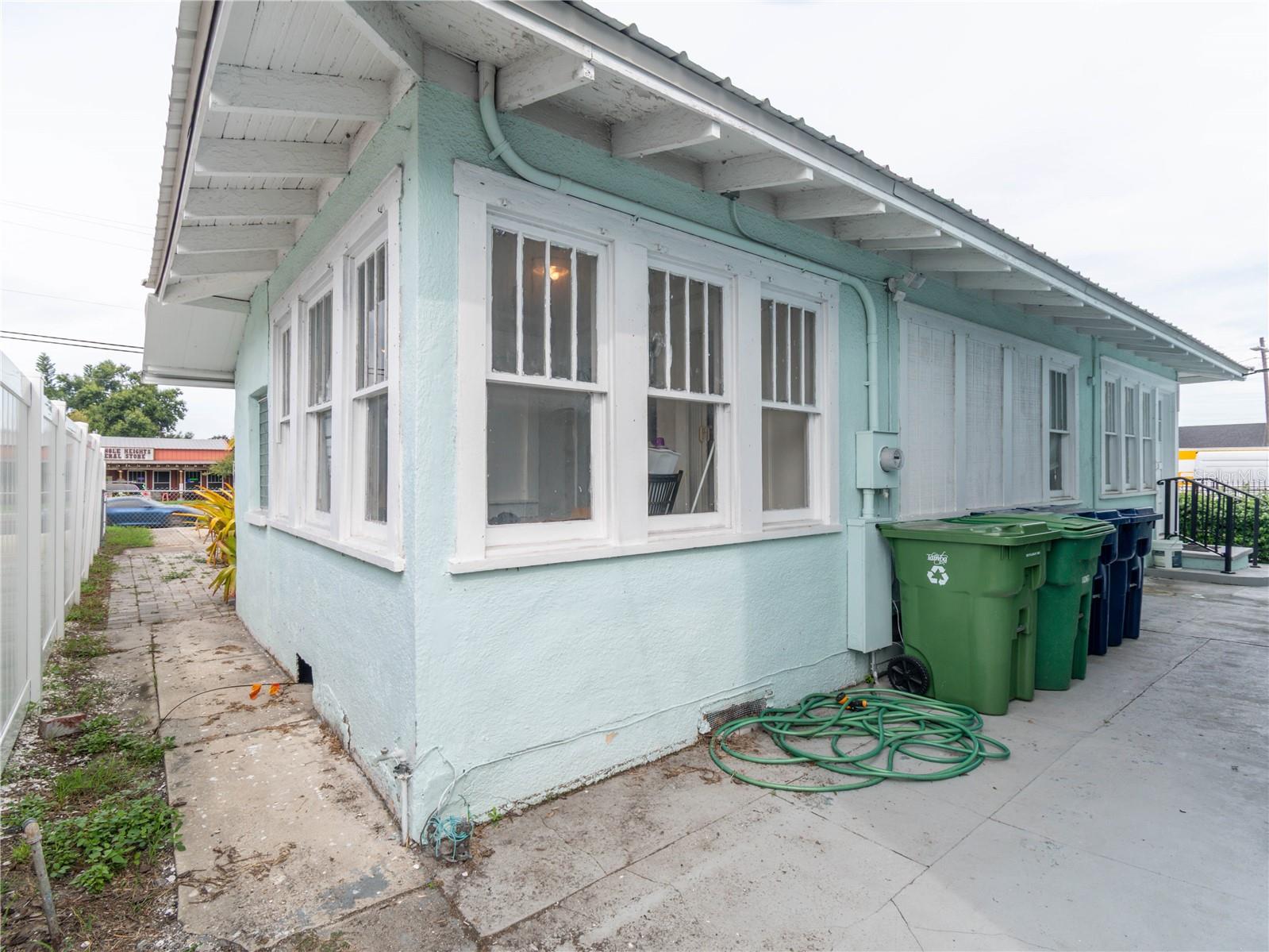 SUWANEE HEIGHTS - Commercial Lease