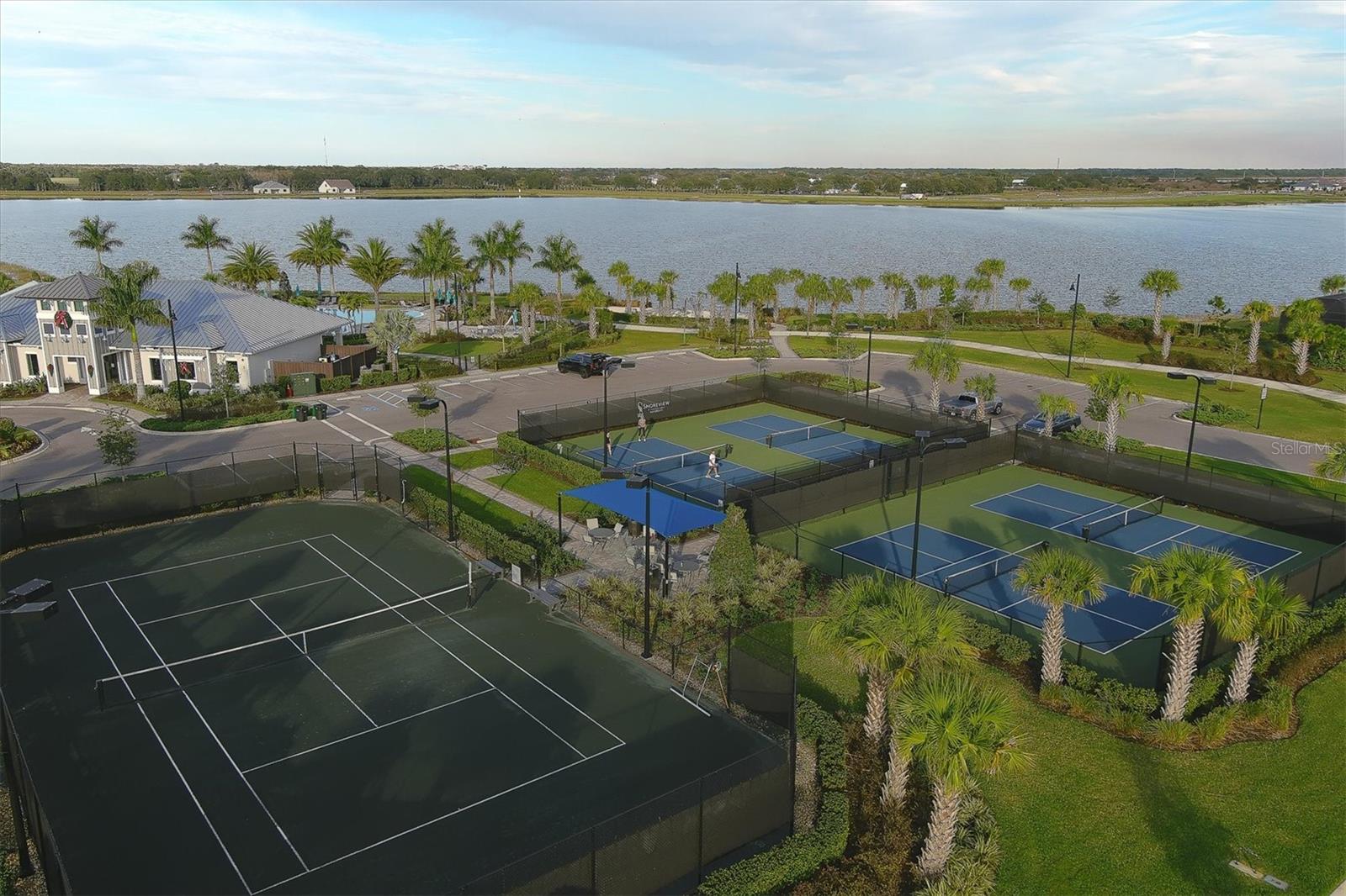 SHOREVIEW AT LAKEWOOD RANCH WATERSIDE - Residential