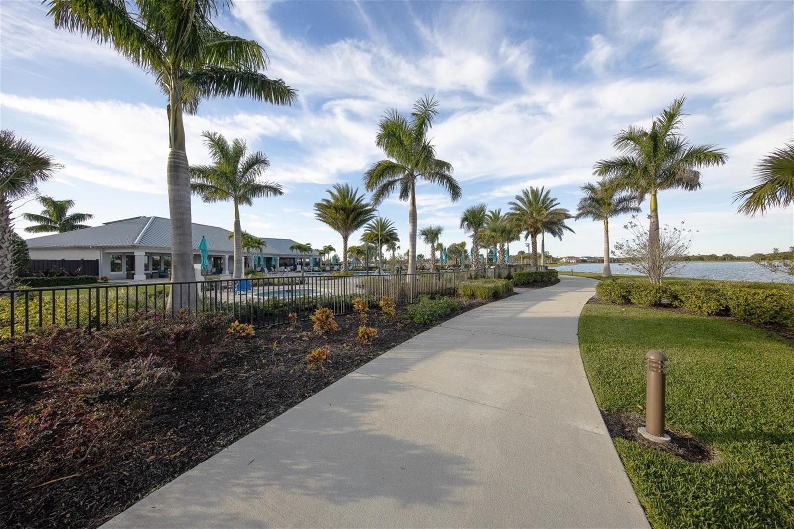 SHOREVIEW AT LAKEWOOD RANCH WATERSIDE - Residential