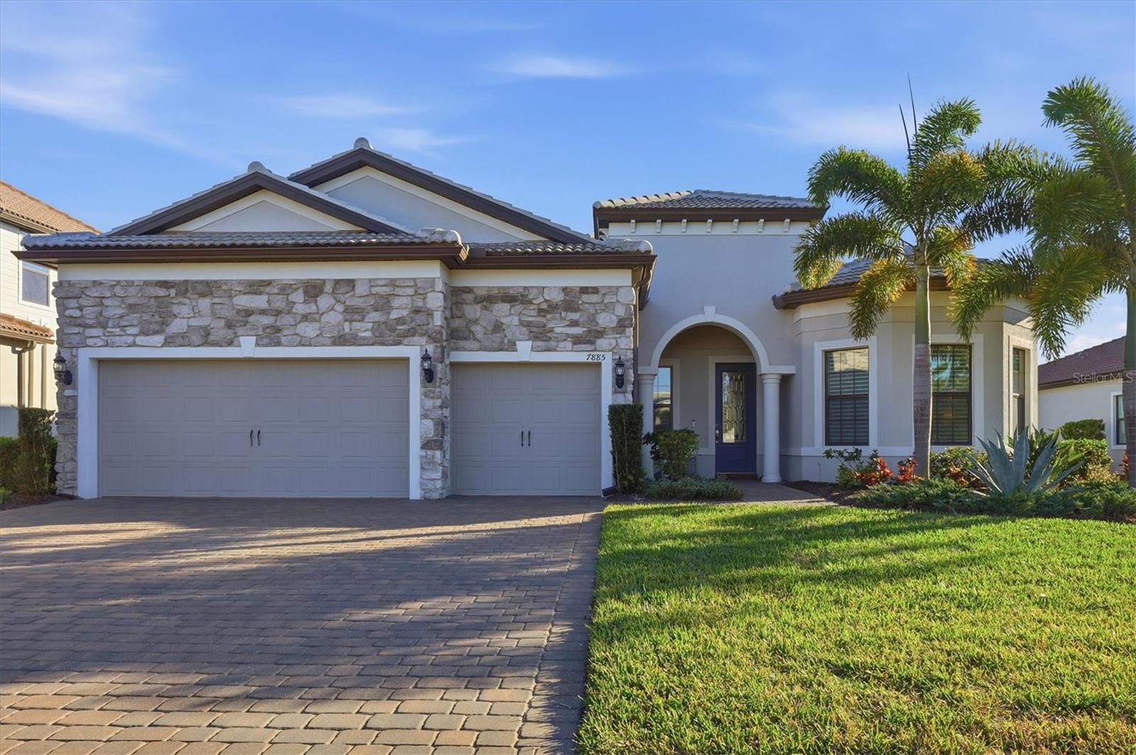 SHOREVIEW AT LAKEWOOD RANCH WATERSIDE - Residential