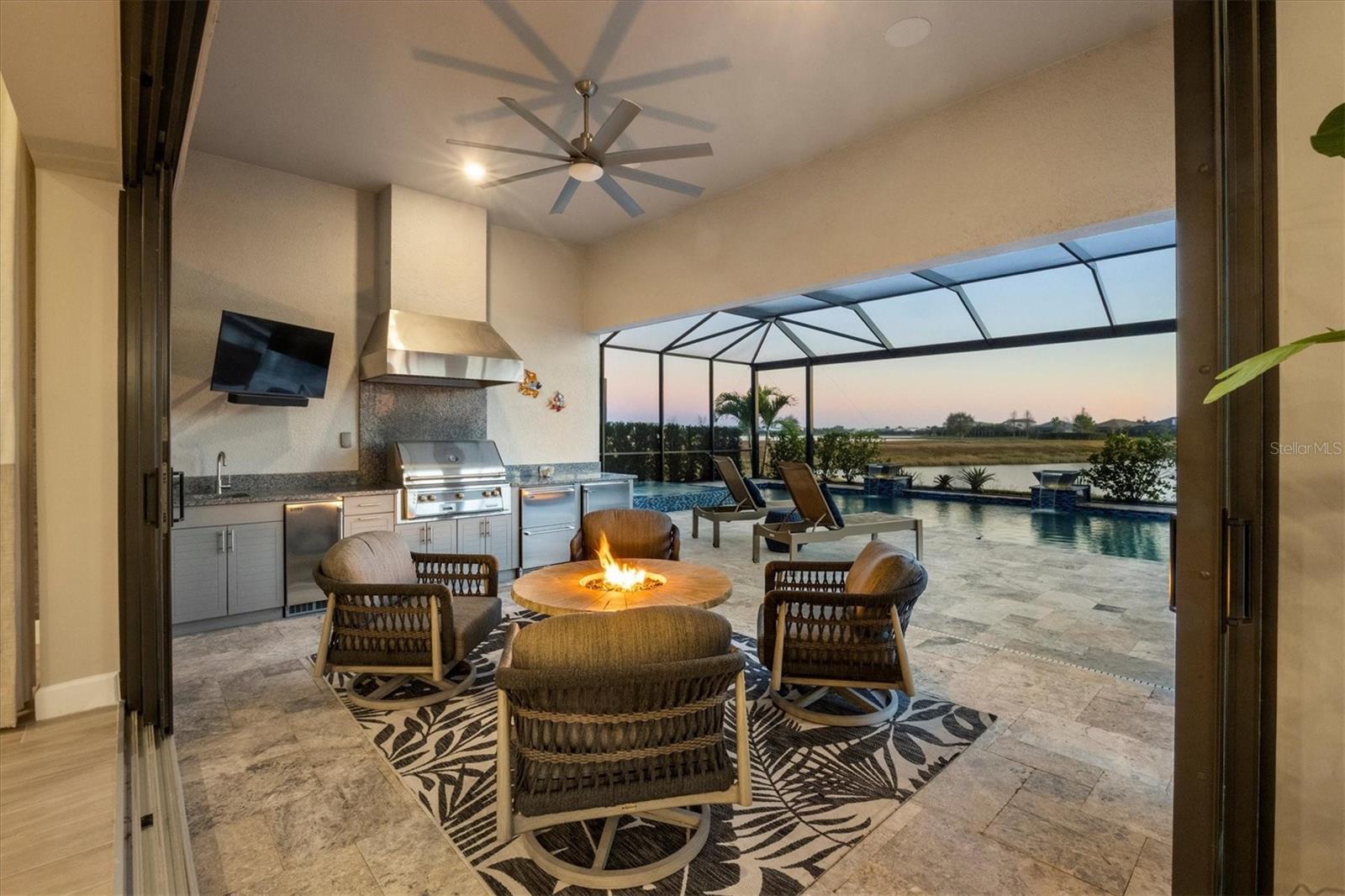 SHOREVIEW AT LAKEWOOD RANCH WATERSIDE - Residential