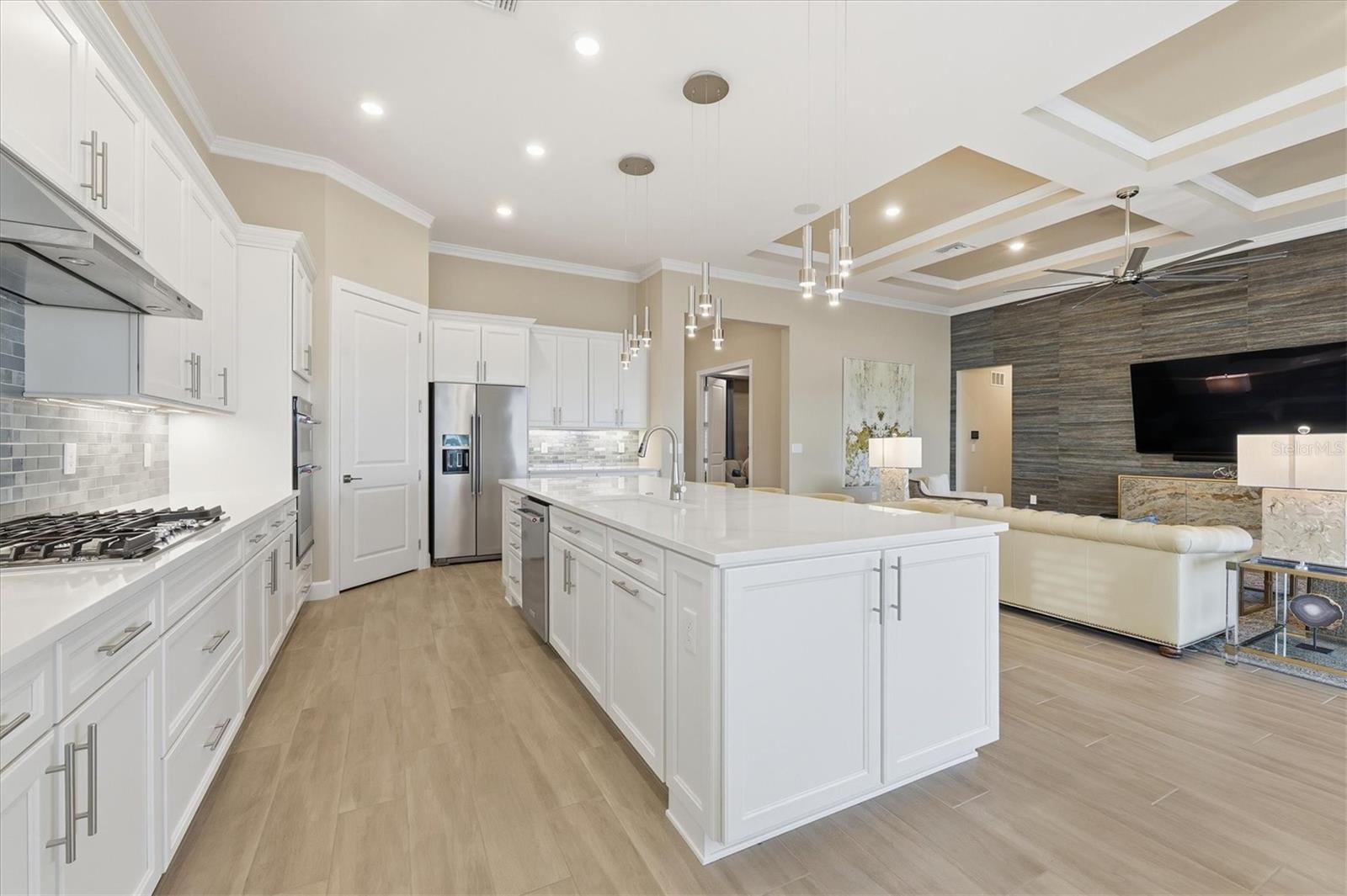 SHOREVIEW AT LAKEWOOD RANCH WATERSIDE - Residential