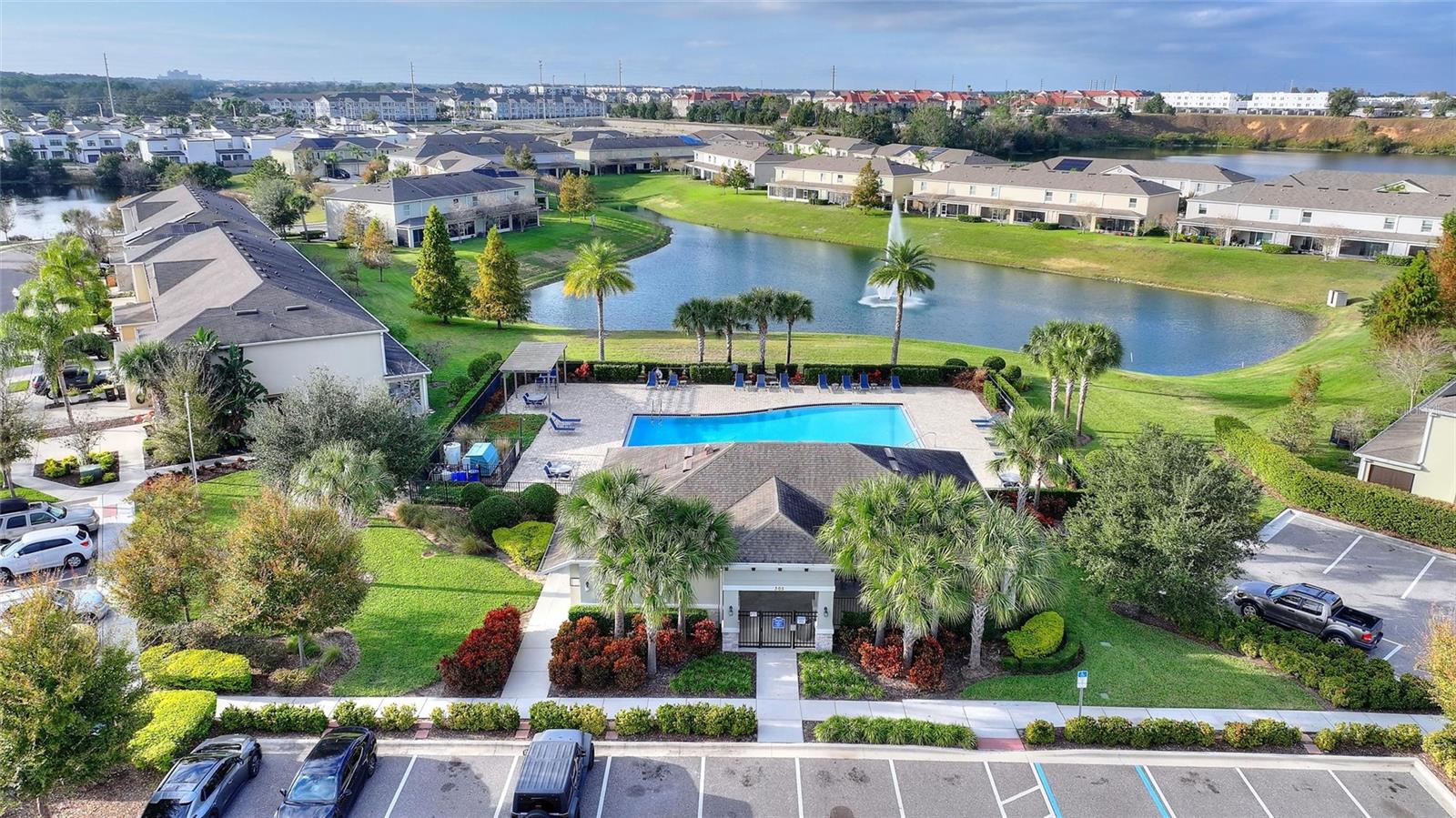 LAKE BLUFF/TOWN CENTER EAST PH - Residential