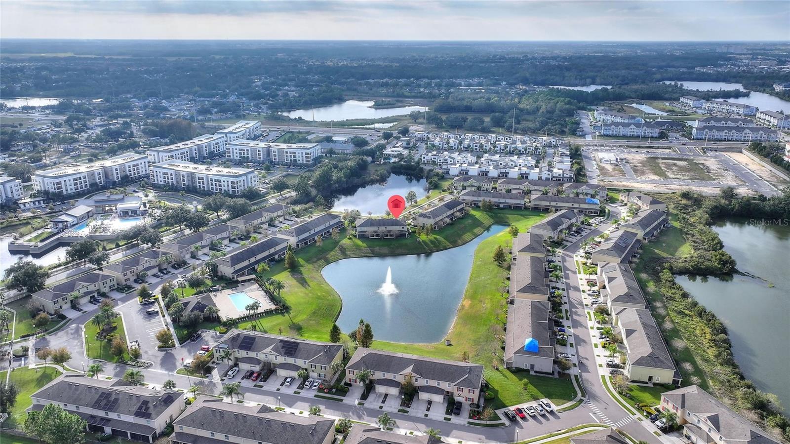 LAKE BLUFF/TOWN CENTER EAST PH - Residential