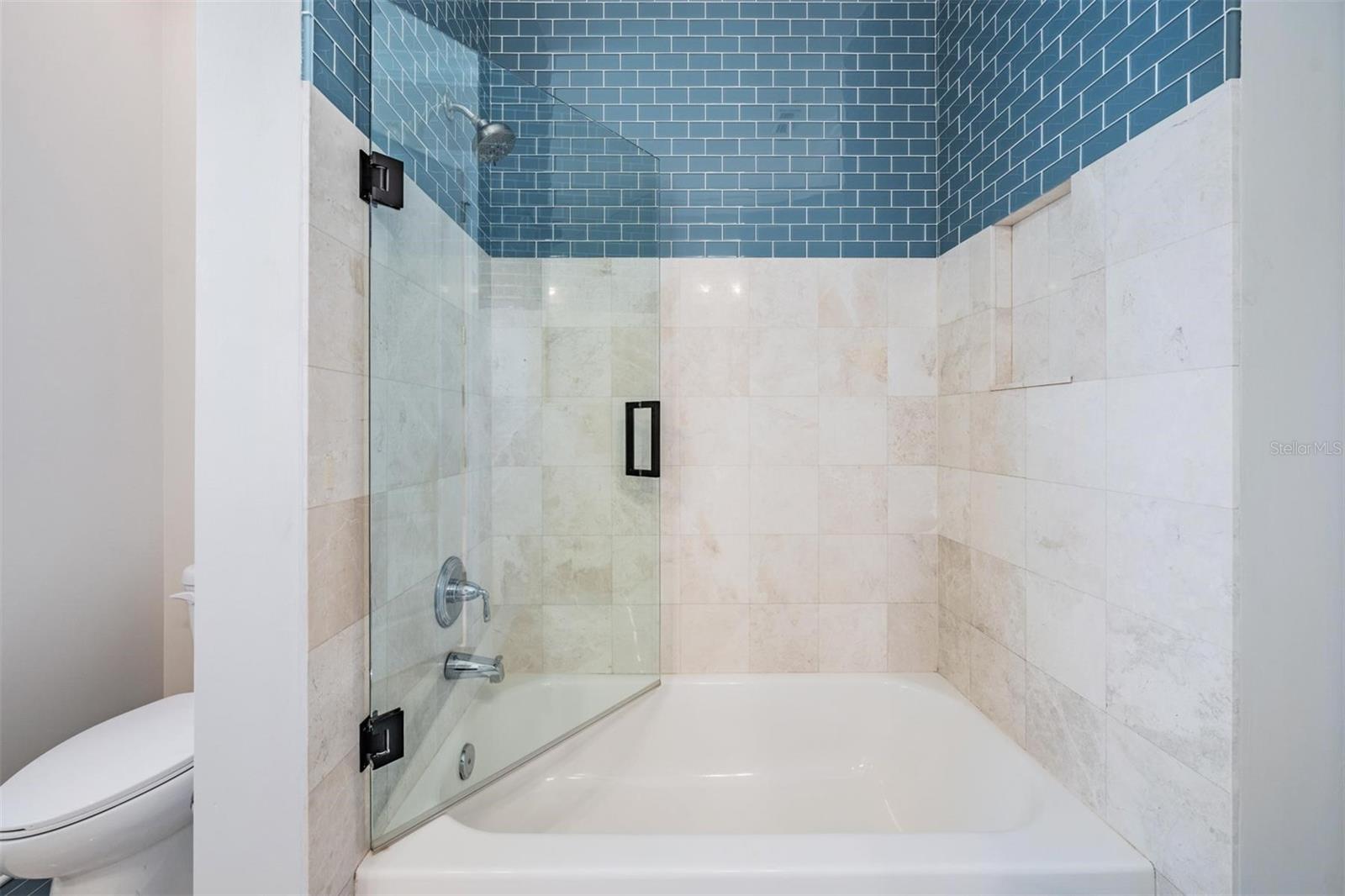 HAWKS LANDING - Residential