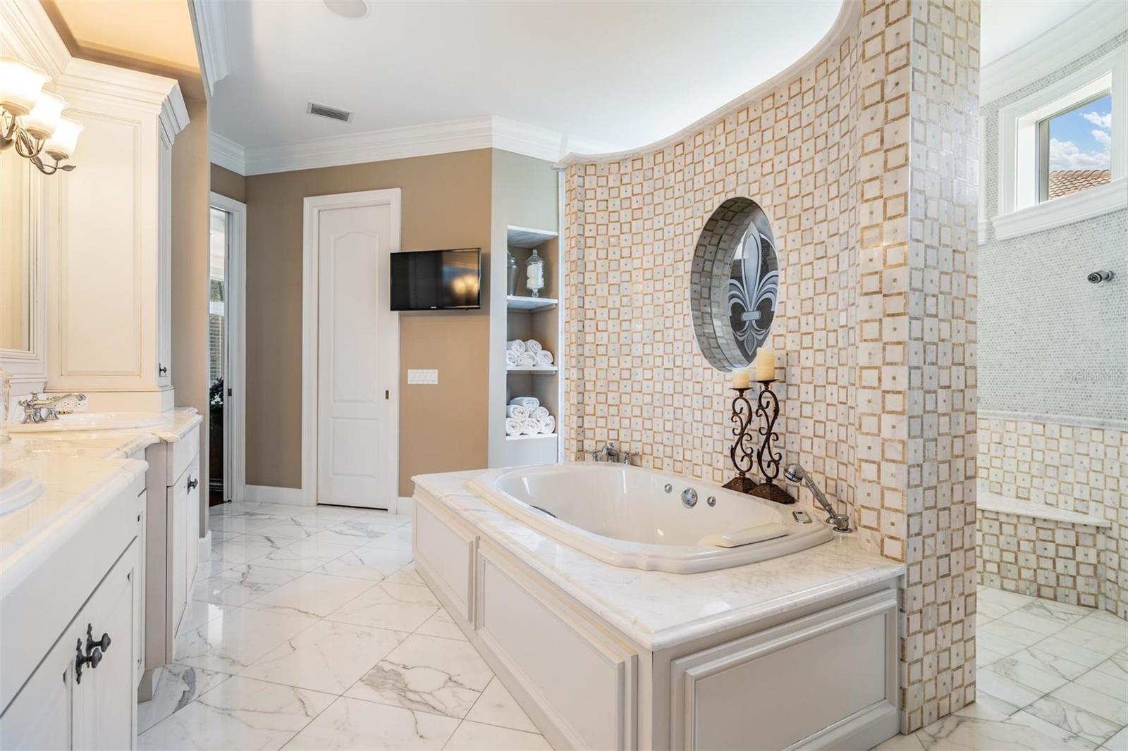 HAWKS LANDING - Residential