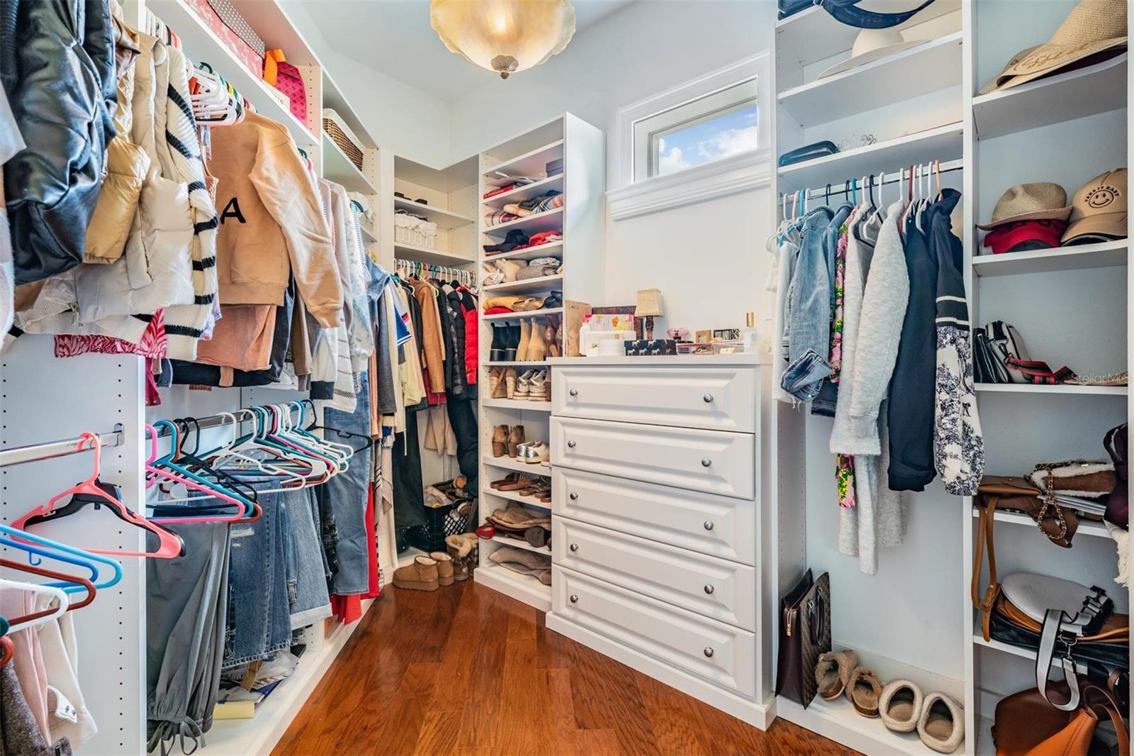 HAWKS LANDING - Residential