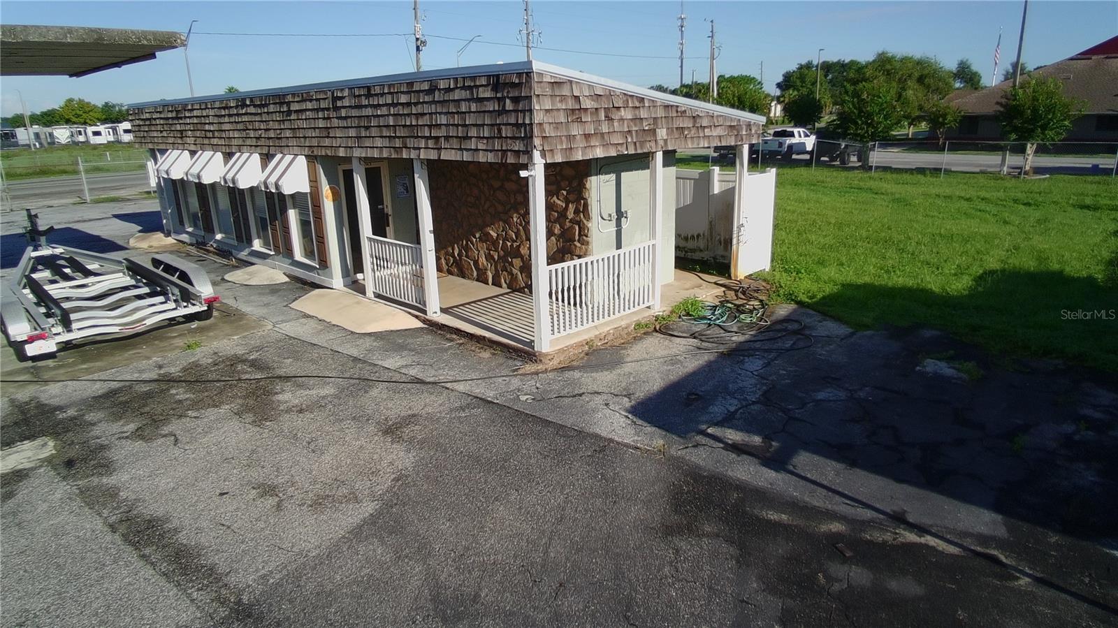 7800 STATE ROAD 60 E
