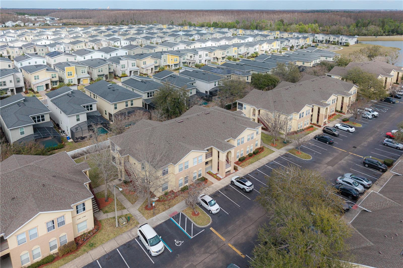 CLUB CORTILE CONDO PH 7 - Residential