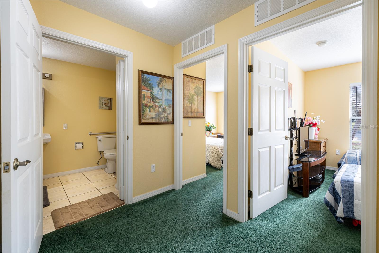 CLUB CORTILE CONDO PH 7 - Residential