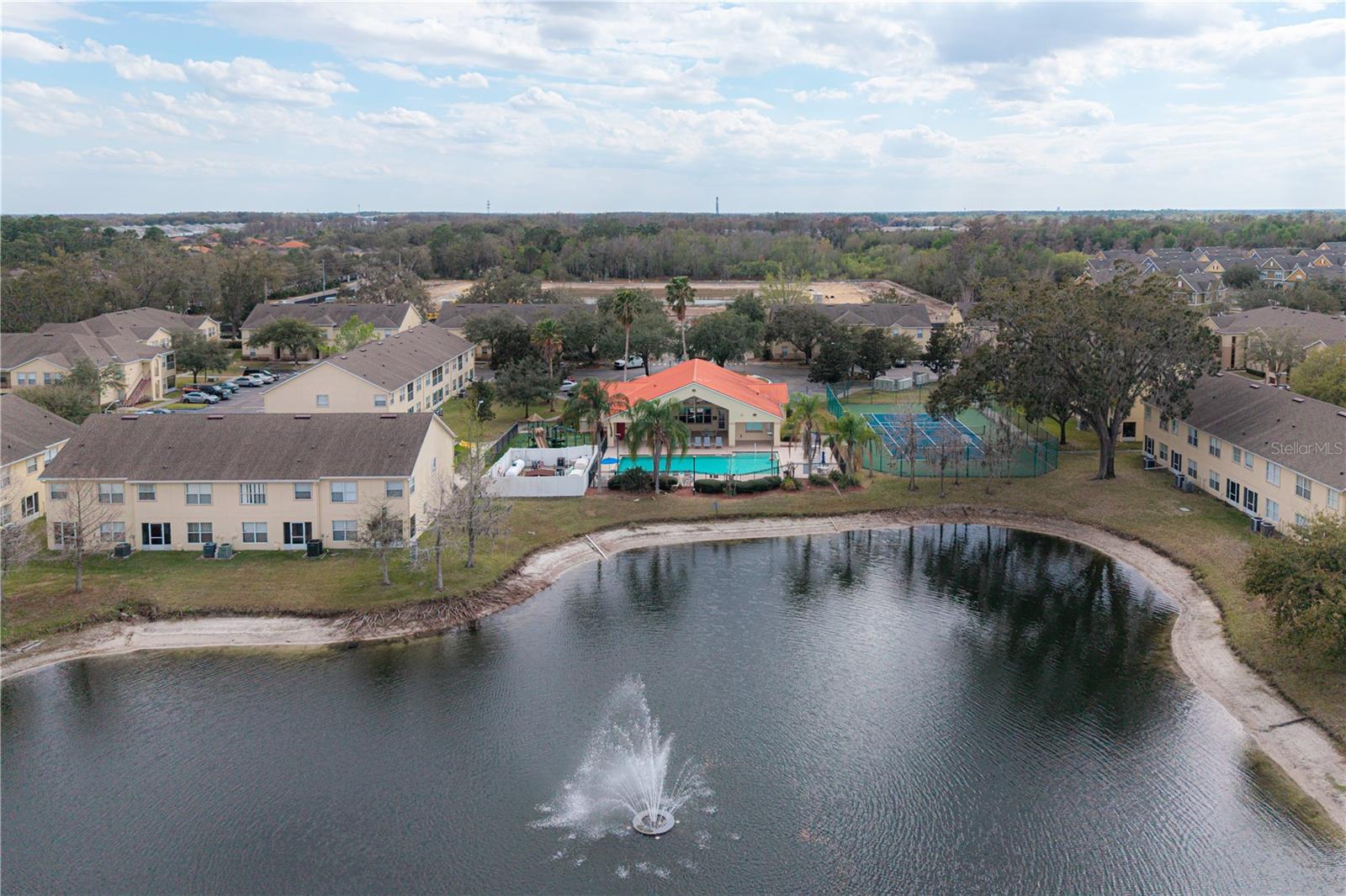 CLUB CORTILE CONDO PH 7 - Residential