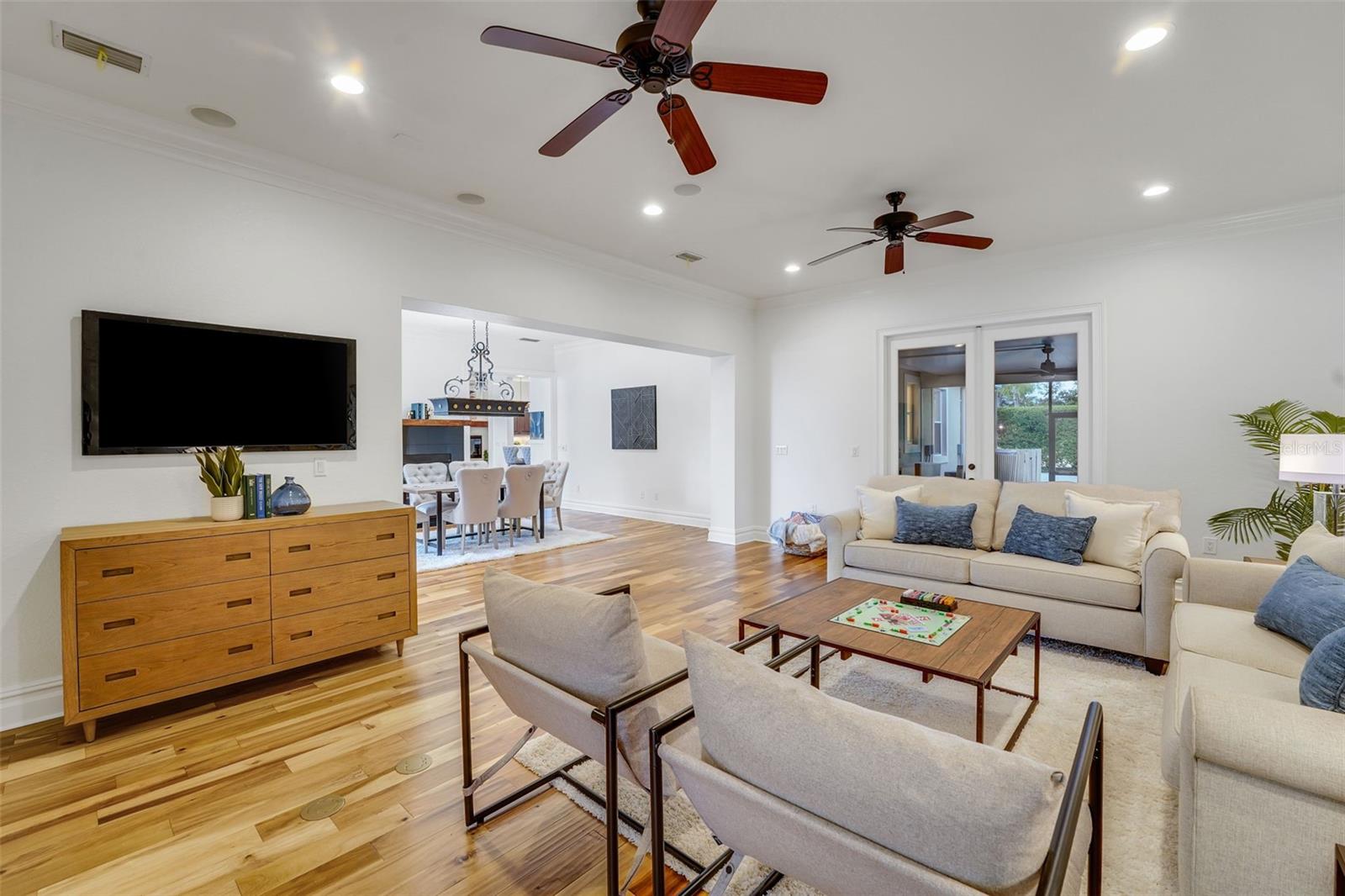 ACREAGE & UNREC - Residential