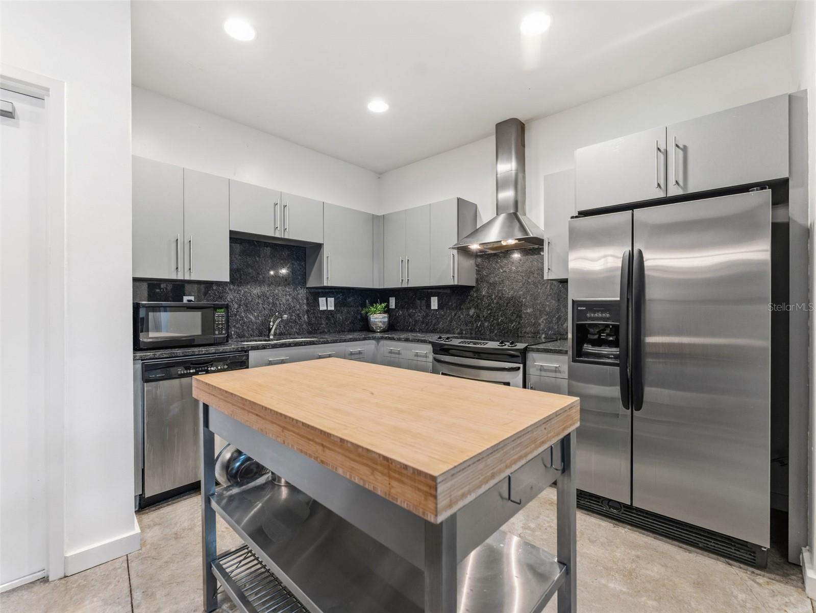 MACDILL LANDINGS A CONDO - Residential