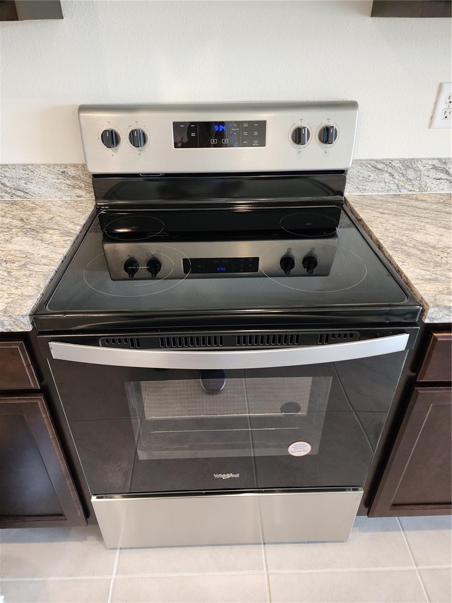 ATRIA/RIDGEWOOD LAKES - Residential Lease