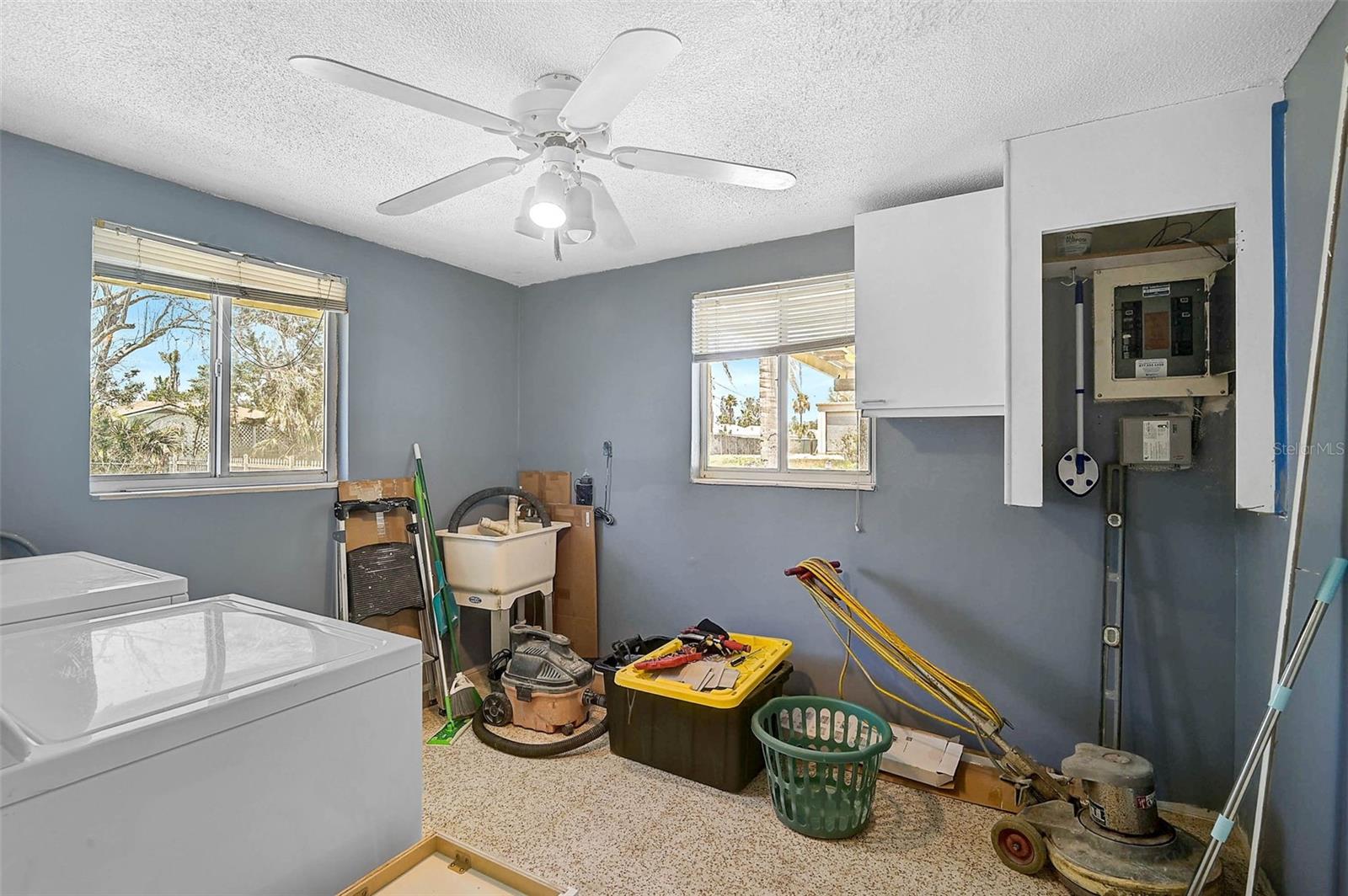 BAY BEACH - Residential