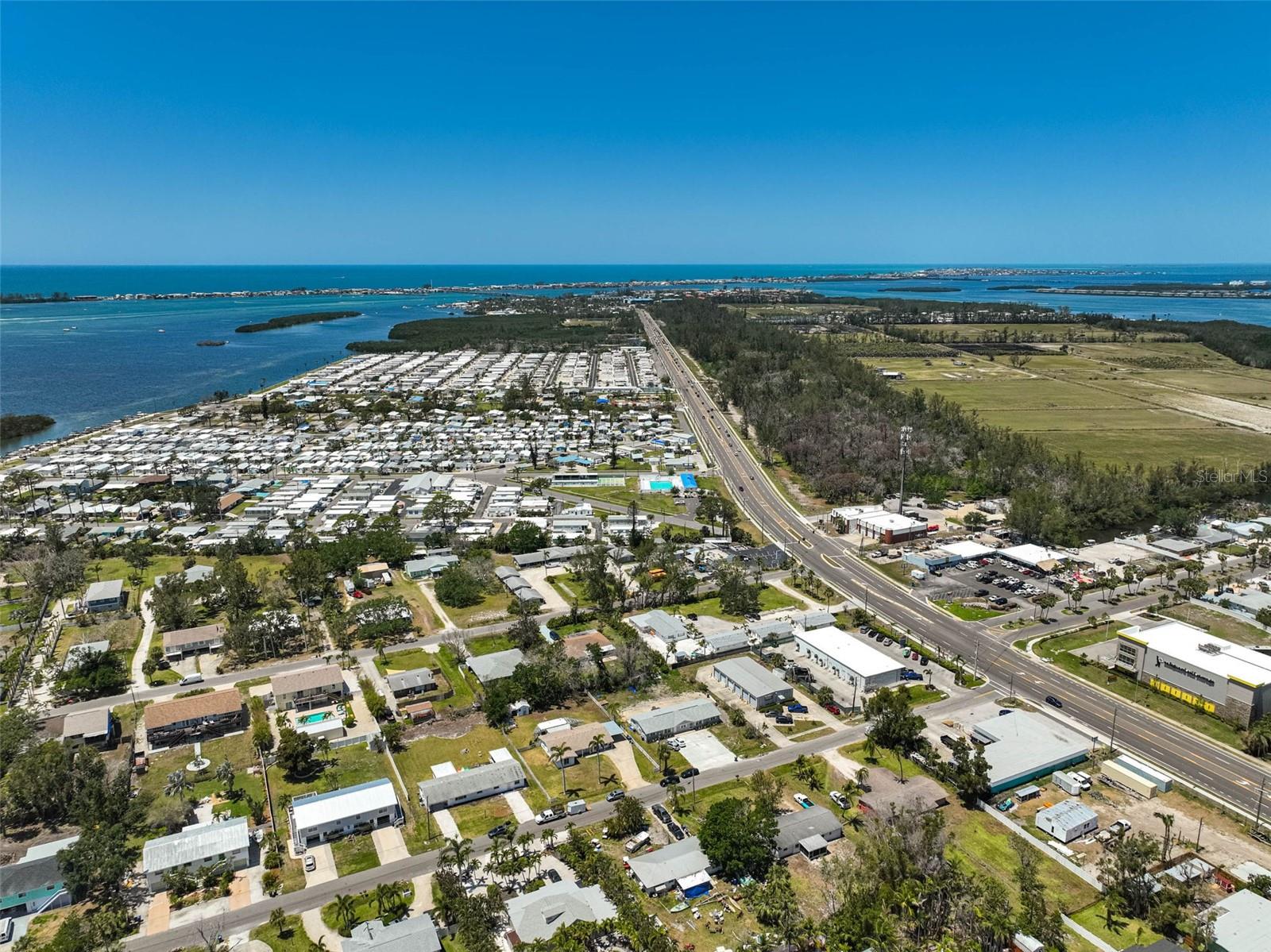 BAY BEACH - Residential