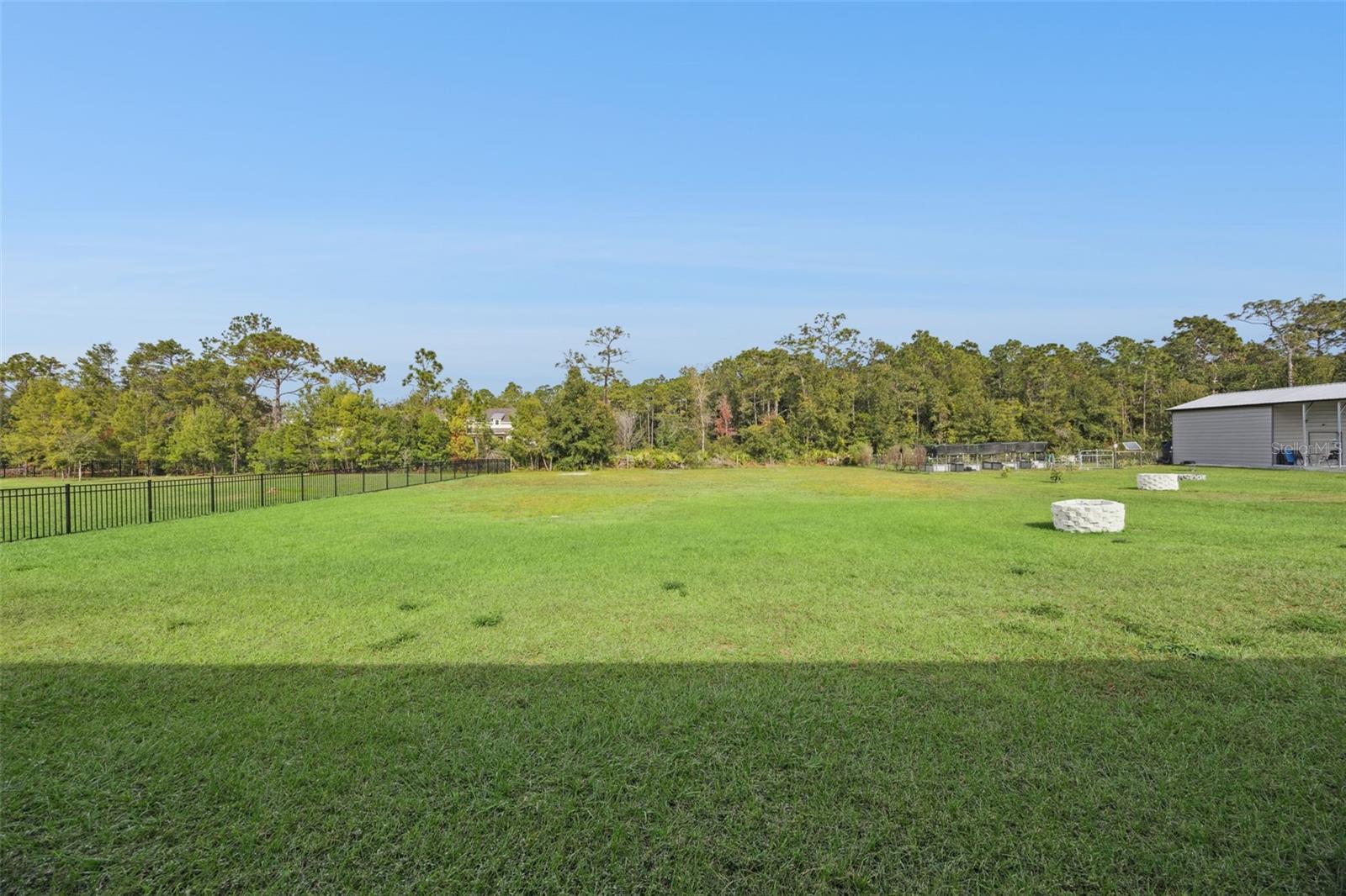 COLLINS RESERVE - Residential