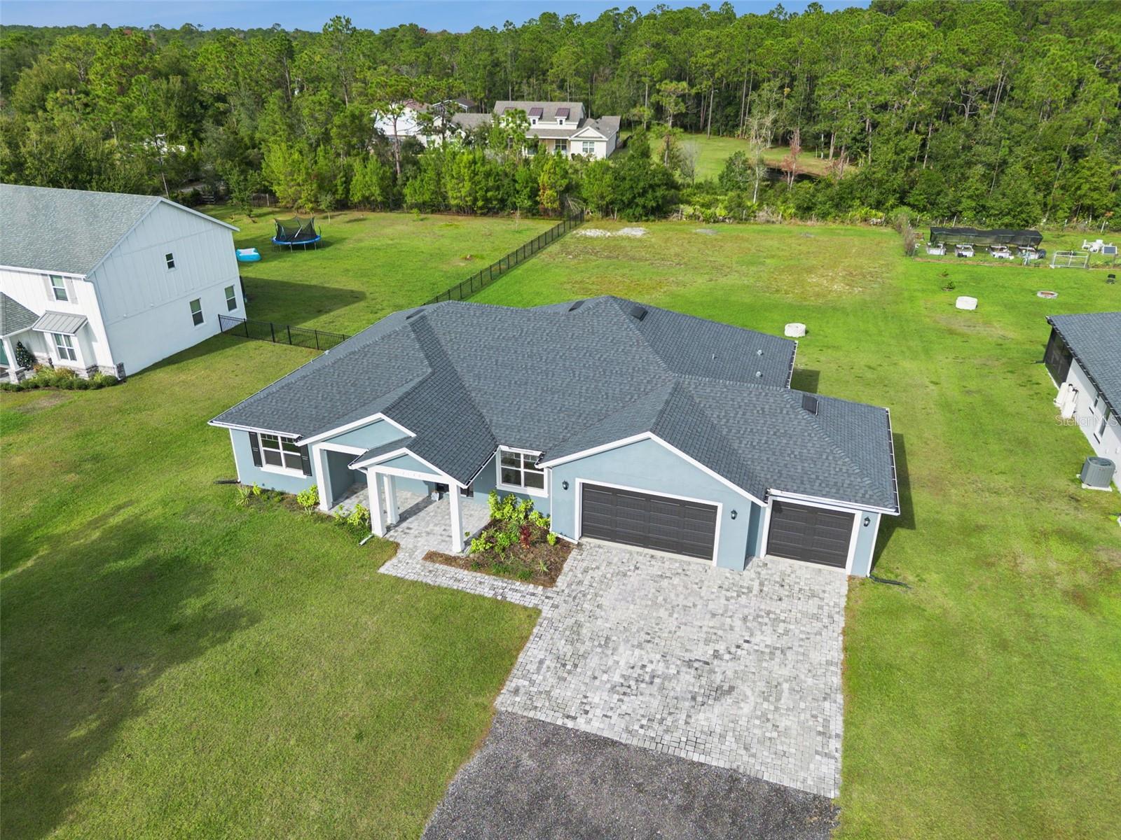 COLLINS RESERVE - Residential