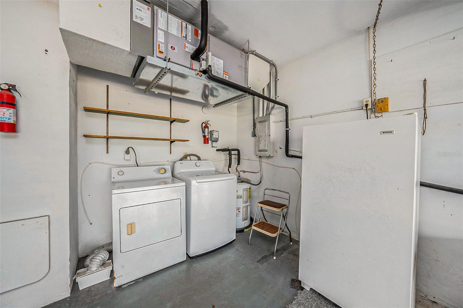 LEISURE ACRES UNIT 1 - Residential