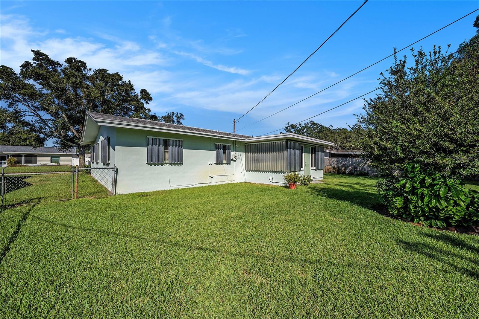 LEISURE ACRES UNIT 1 - Residential