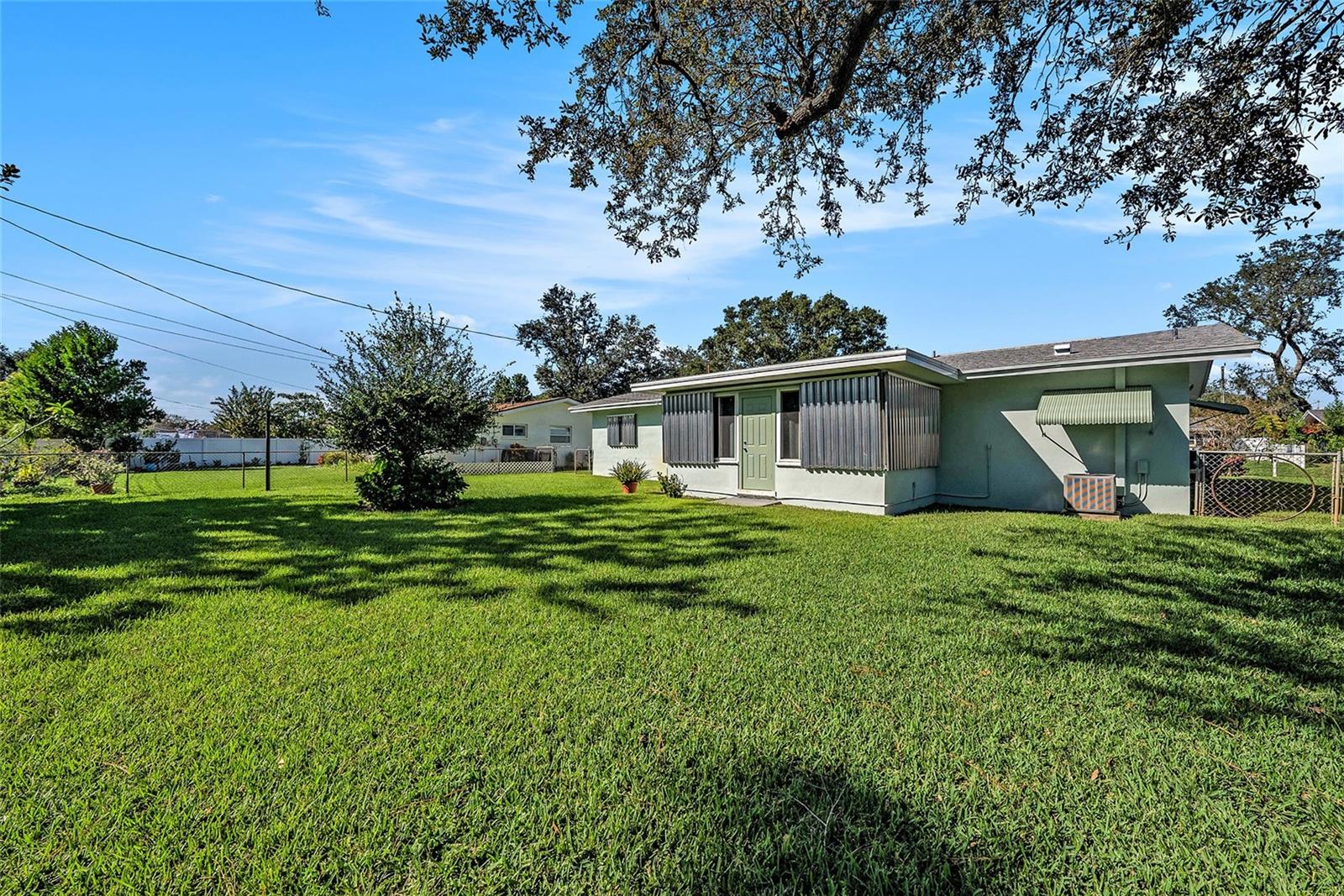 LEISURE ACRES UNIT 1 - Residential