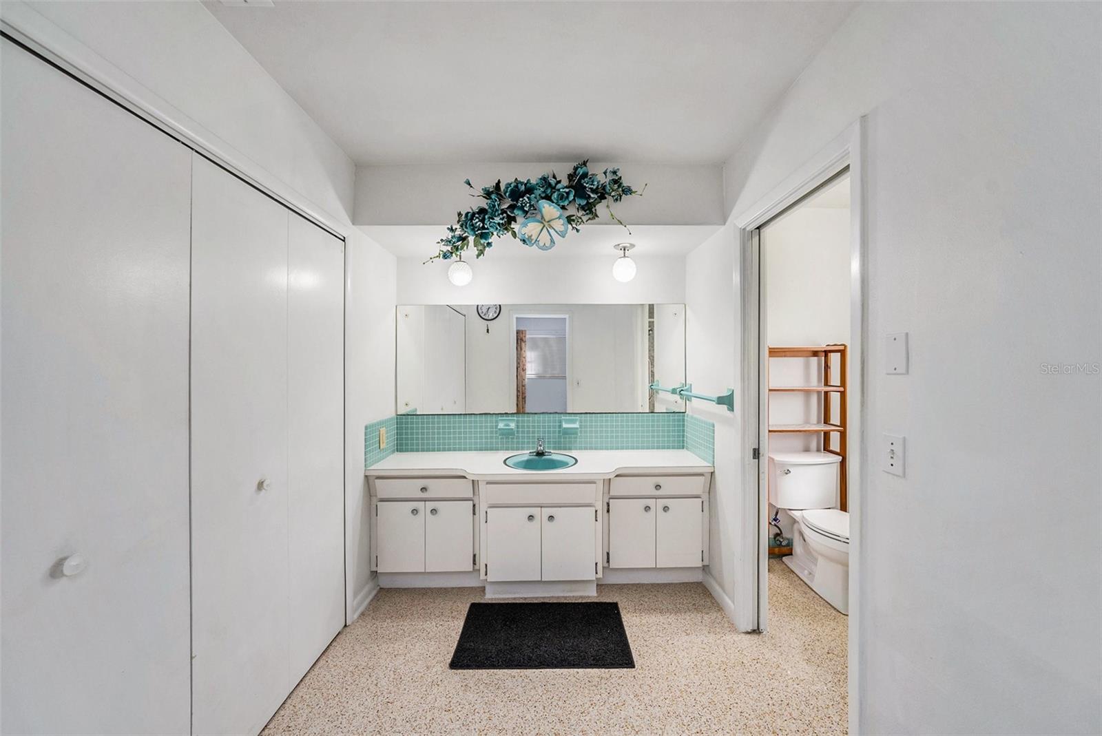 LEISURE ACRES UNIT 1 - Residential