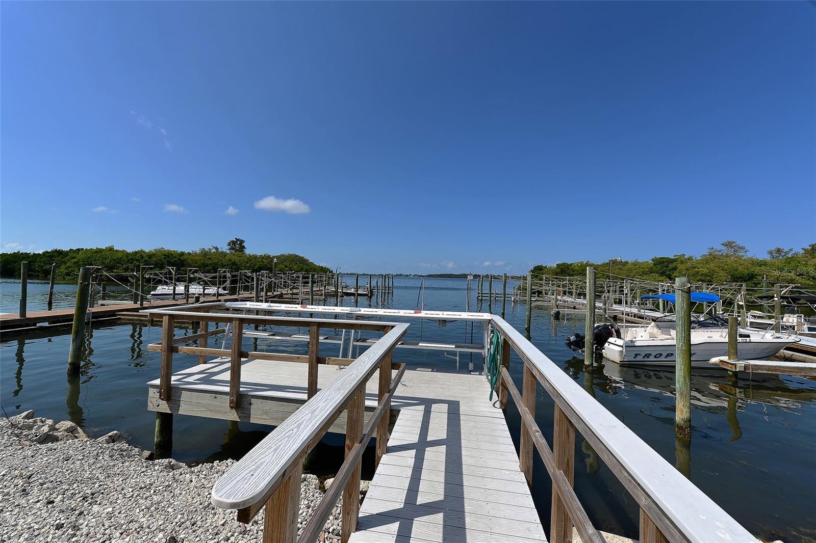 PARADISE BAY ESTATES CO-OP - Land