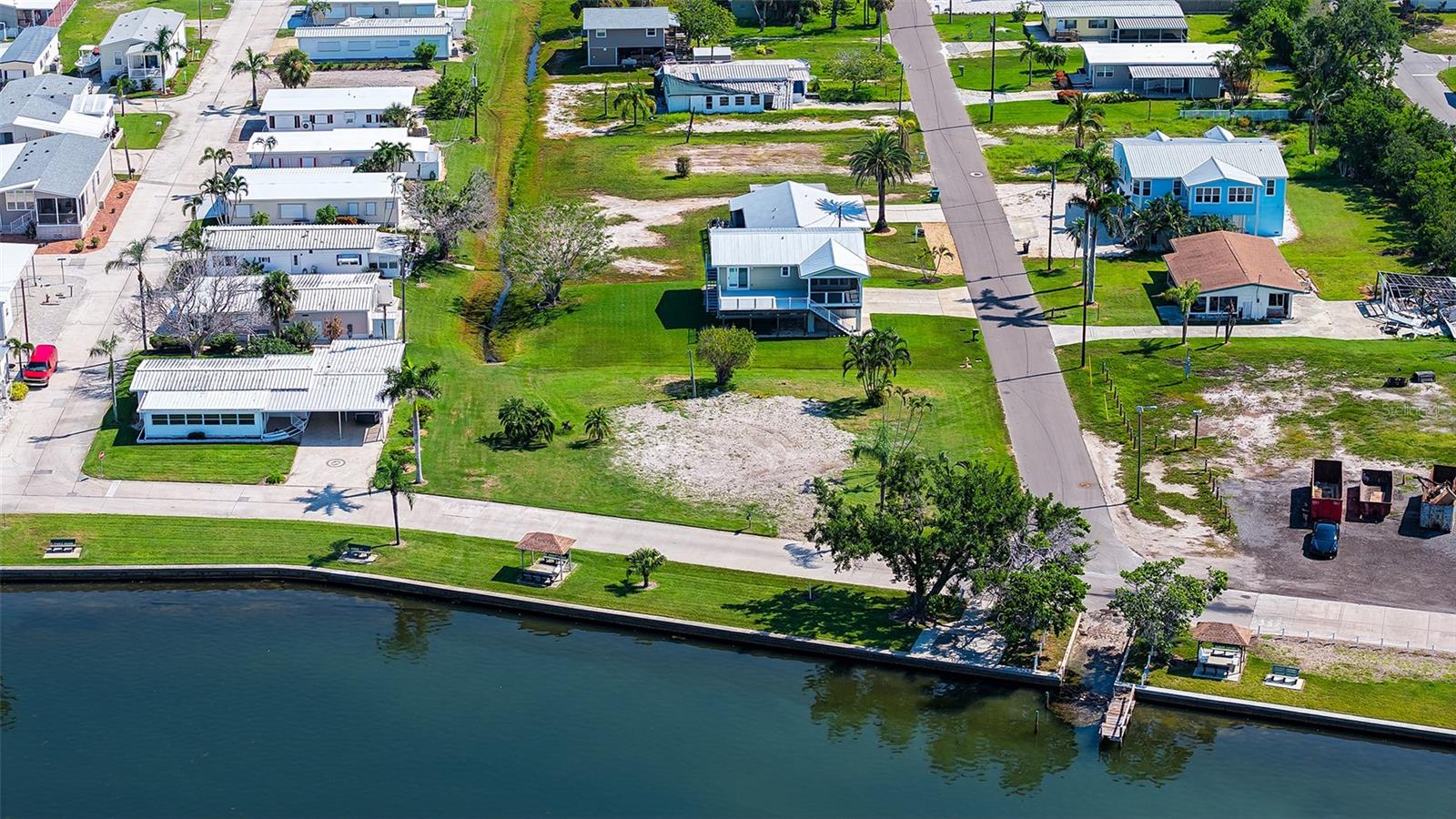 PARADISE BAY ESTATES CO-OP - Land