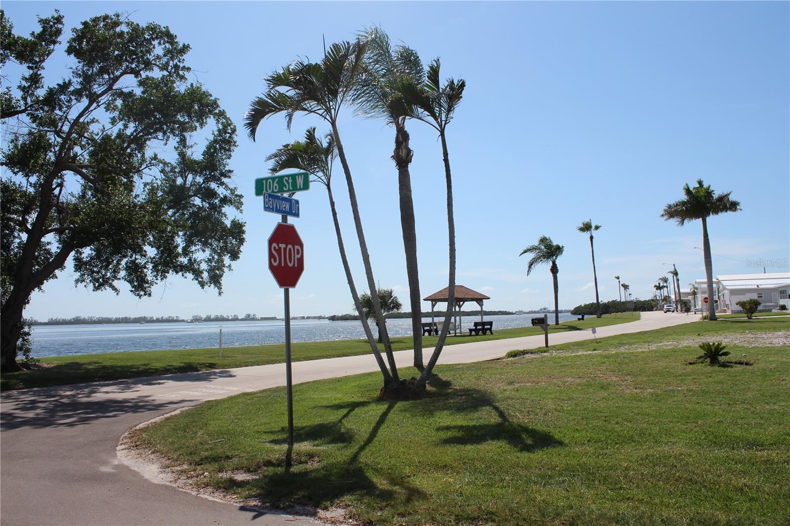 PARADISE BAY ESTATES CO-OP - Land