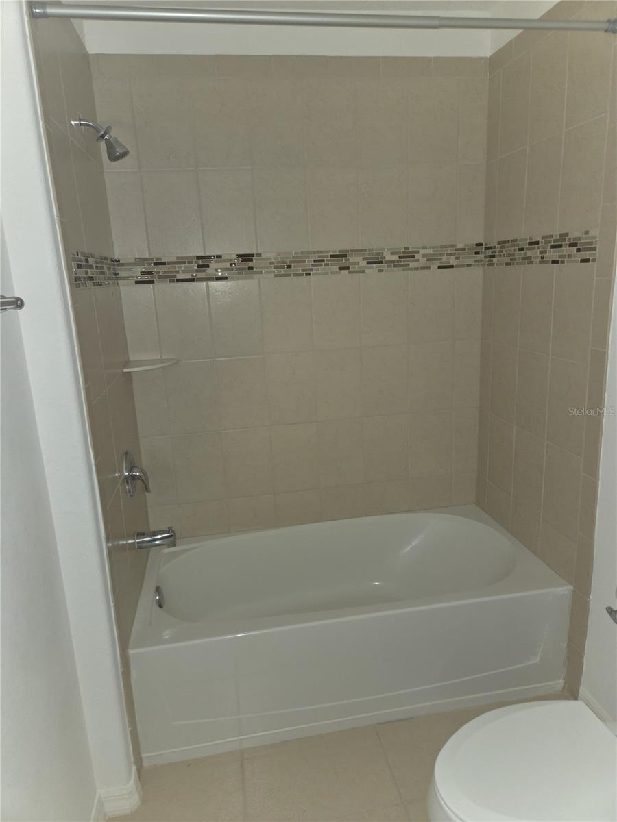 BELLALAGO PH 5J SEC 2 - Residential Lease
