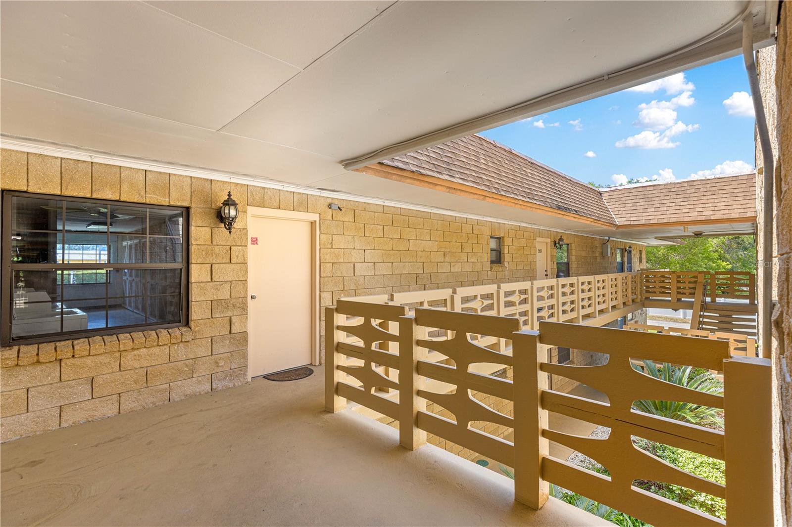 THE THREE KINGS CONDOMINIUM - Residential