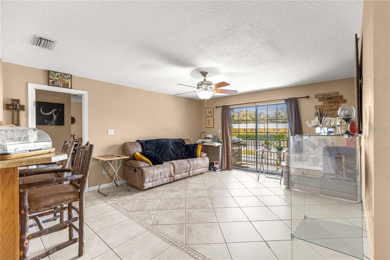 THE THREE KINGS CONDOMINIUM - Residential