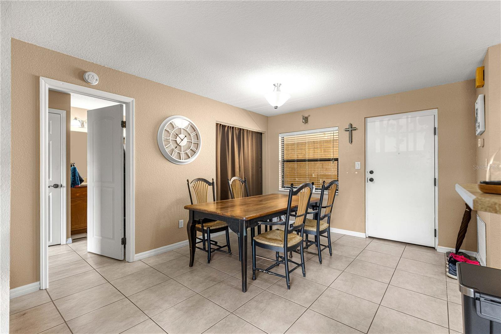 THE THREE KINGS CONDOMINIUM - Residential